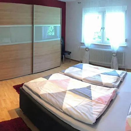 Gaby - Im Weingut Doll