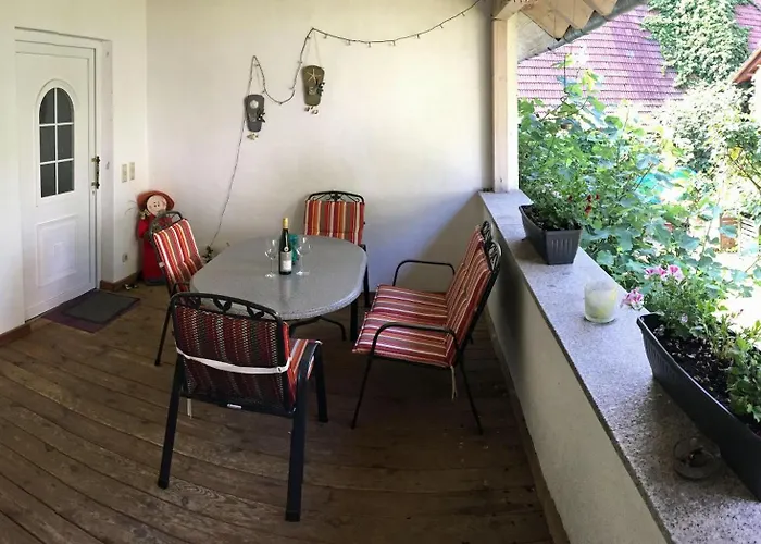 Gaby - Im Weingut Doll *