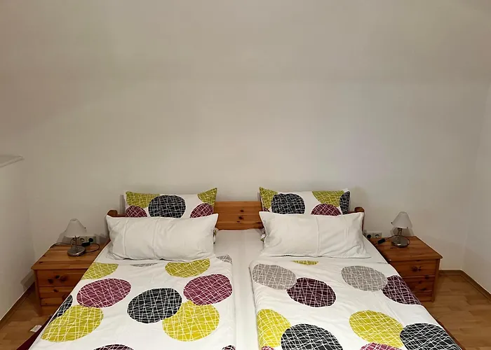 Gaby - Im Weingut Doll